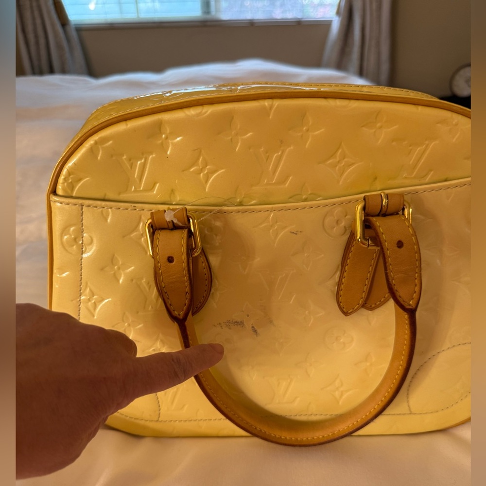 Louis Vuitton Vintage Yellow Vernice Summit Bag Used but good condition. - Picture 9 of 16